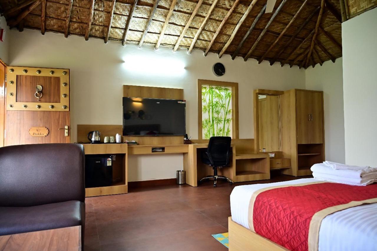 The Hampi Cafe Hotel Exterior photo